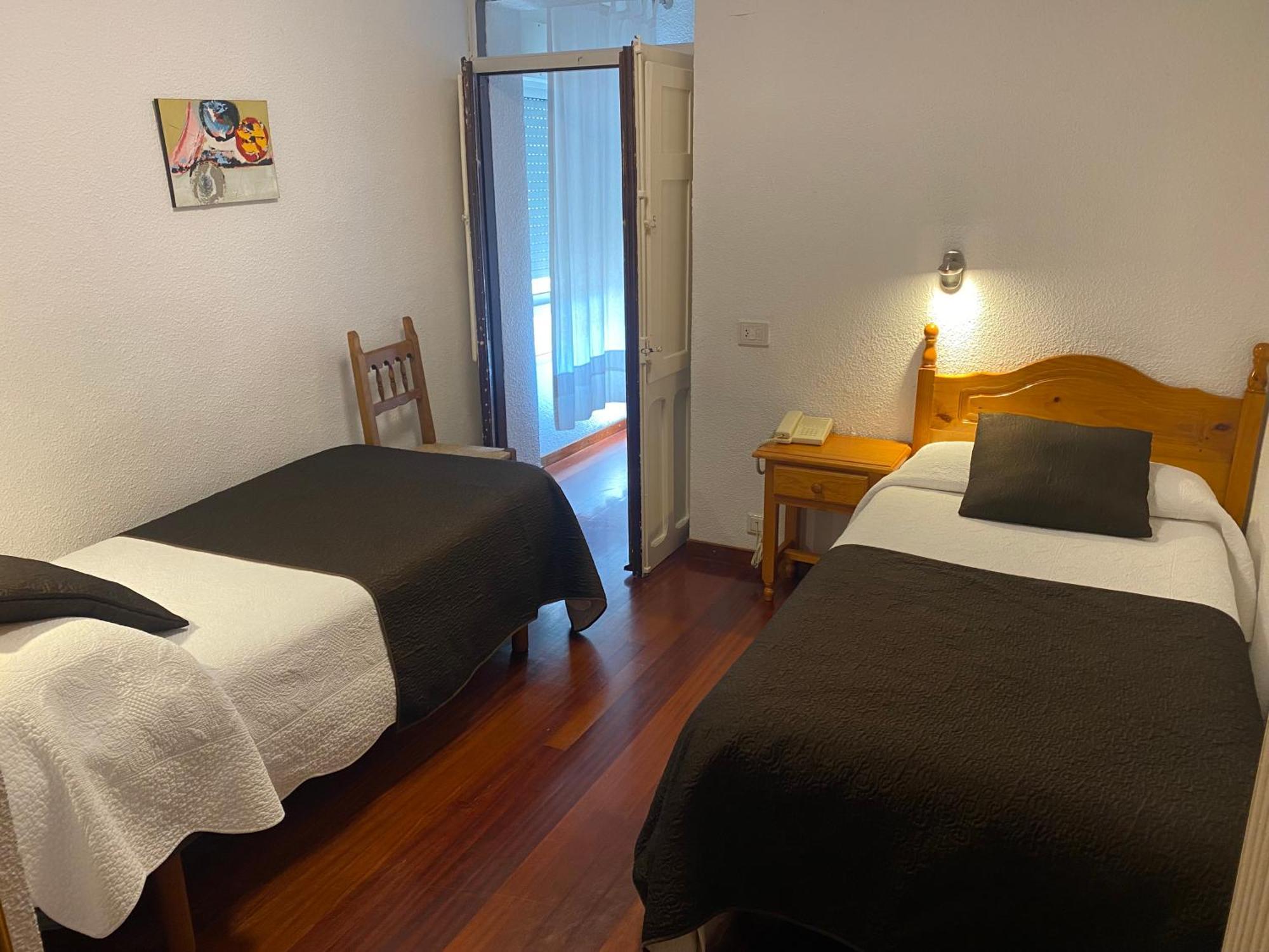 Hotel La Rambla ビエスカス エクステリア 写真
