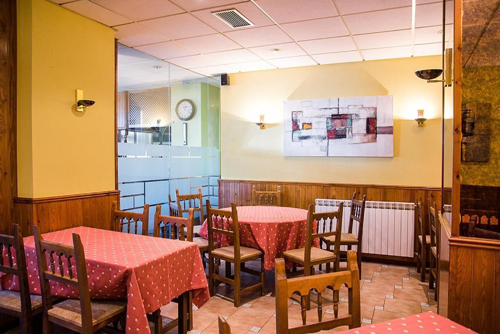 Hotel La Rambla ビエスカス エクステリア 写真