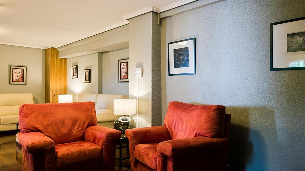 Hotel La Rambla ビエスカス エクステリア 写真
