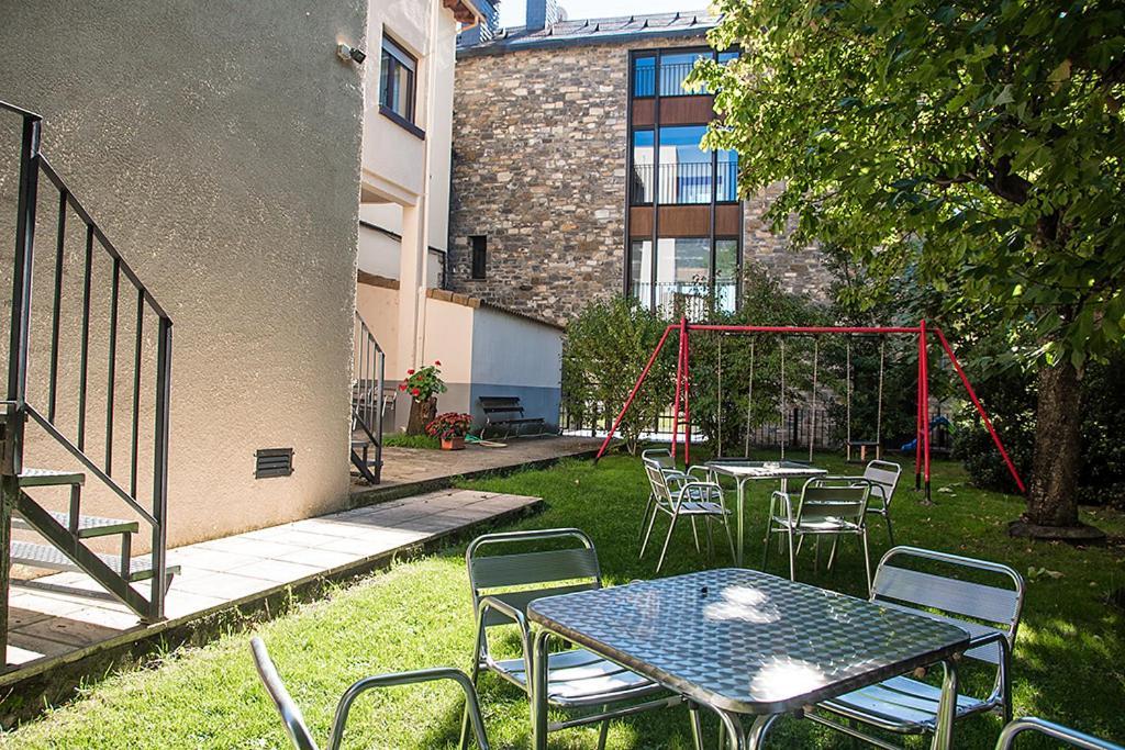 Hotel La Rambla ビエスカス エクステリア 写真